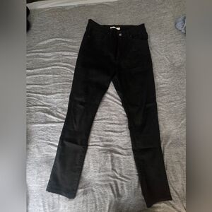 SOLD Levis Women's Skinny Black Jeans